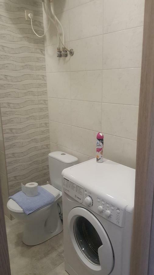 Короленко 25 Kharkiv Extérieur photo